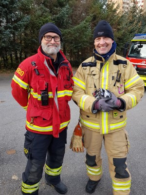 Staute og kompetente brannmenn!